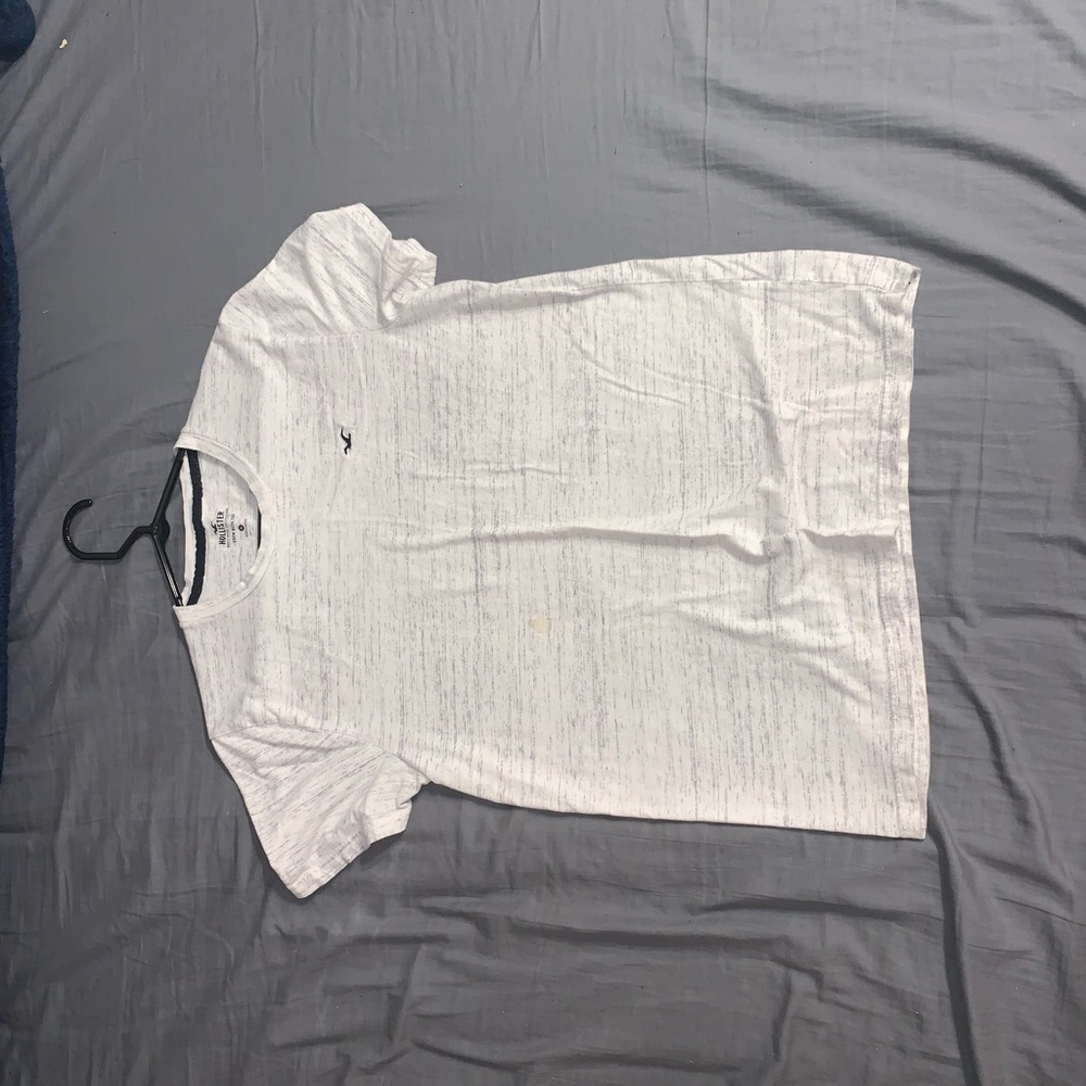 White Hollister T-shirt